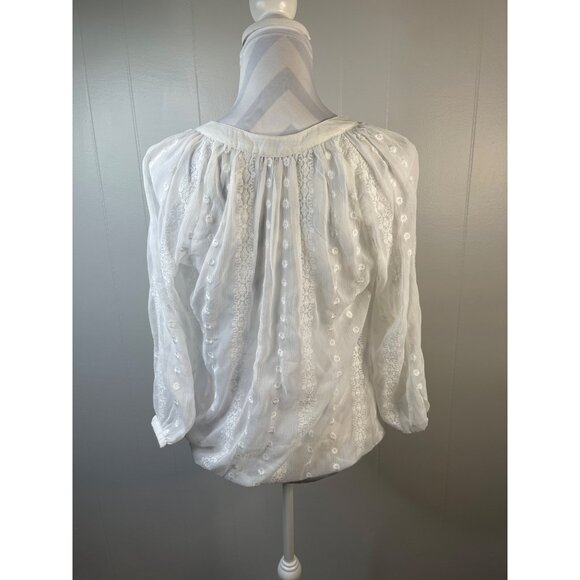 Olive & Oak Quarter Sleeve Sheer White Embroidered Blouse Size Small - Picture 2 of 6
